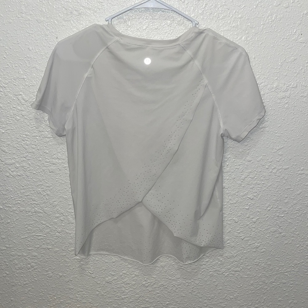 Lululemon running/workout tshirt